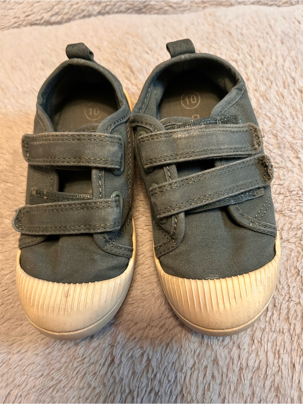 Kids Cat & Jack washable sneakers Dark Green